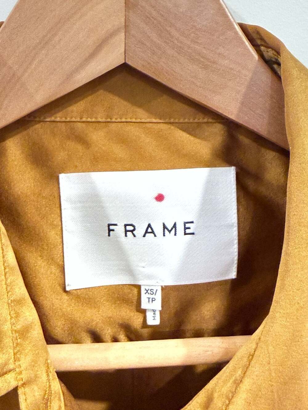 FRAME Silk Blend Mustard Yellow Long Sleeve Button Up Shirt Blouse XS LWSH2434 - Picture 3 of 6